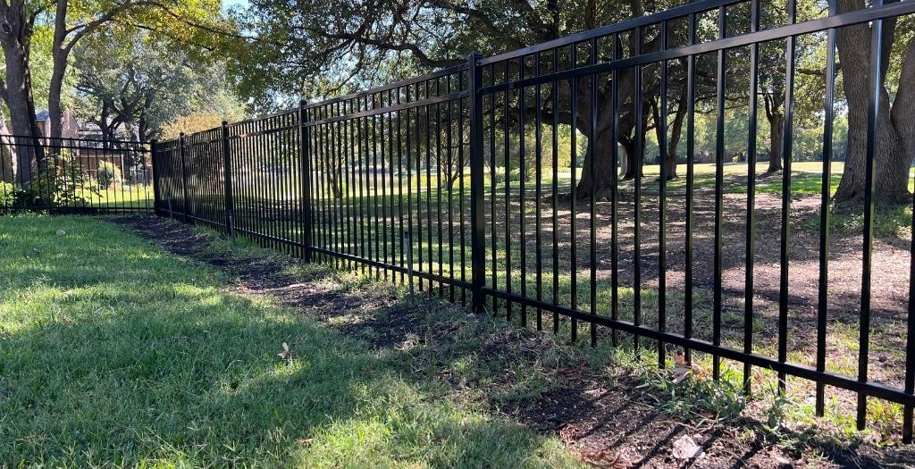 Dallas Front Yard Fence Installation