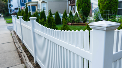 white-picket-fence-residential-houses