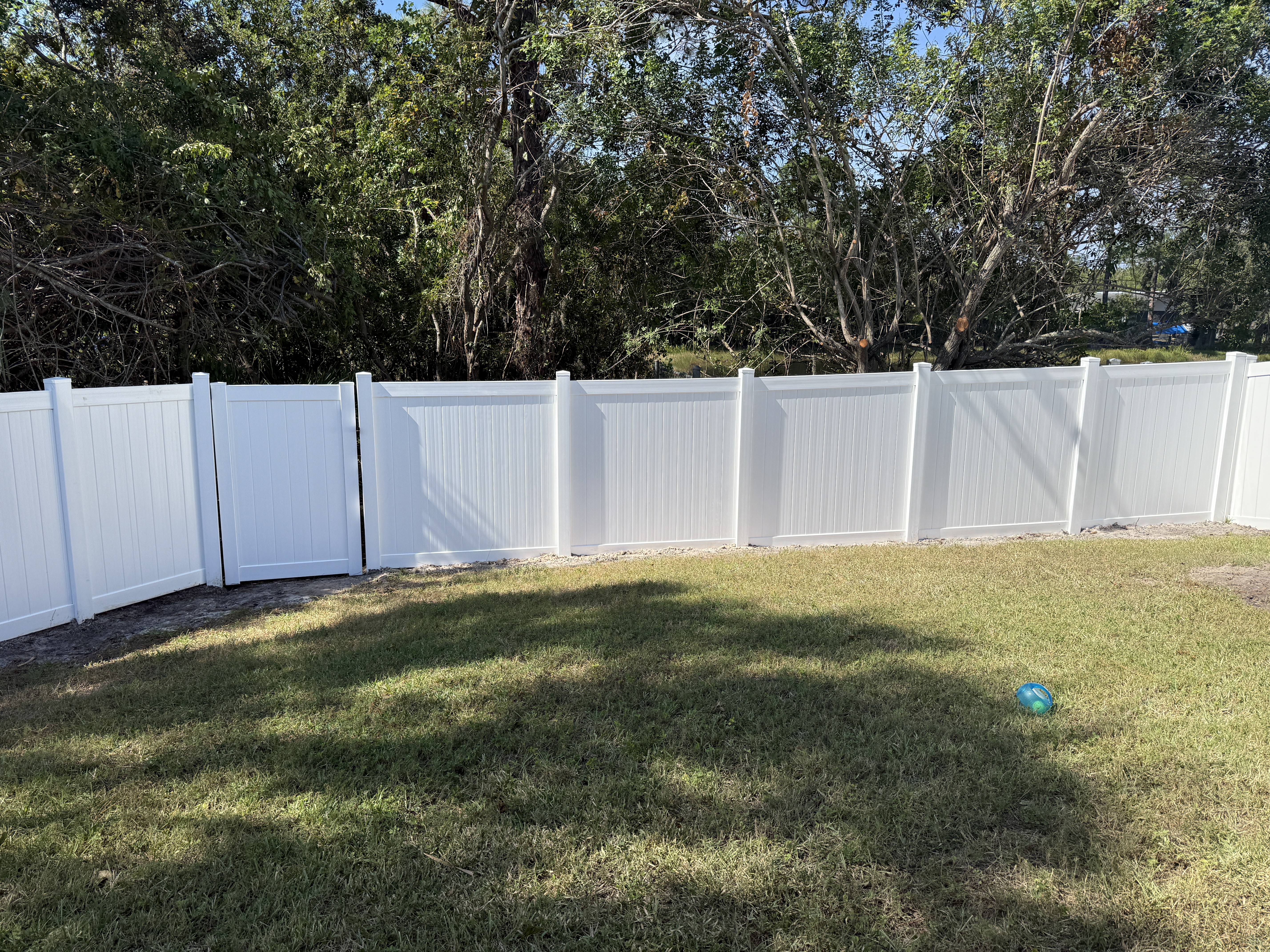 Vinyl Fencing