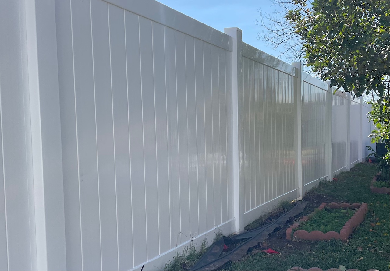 Vinyl Fencing