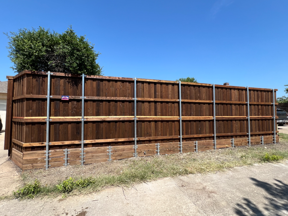 Retaining wall 2' high