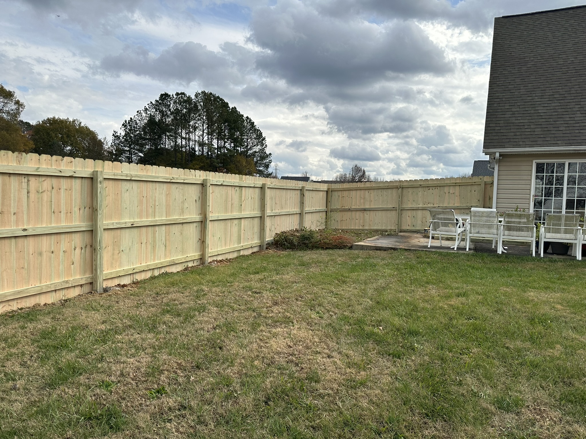 6' Privacy - Pine - Classic Privacy Fence - Dog Eared - Interior