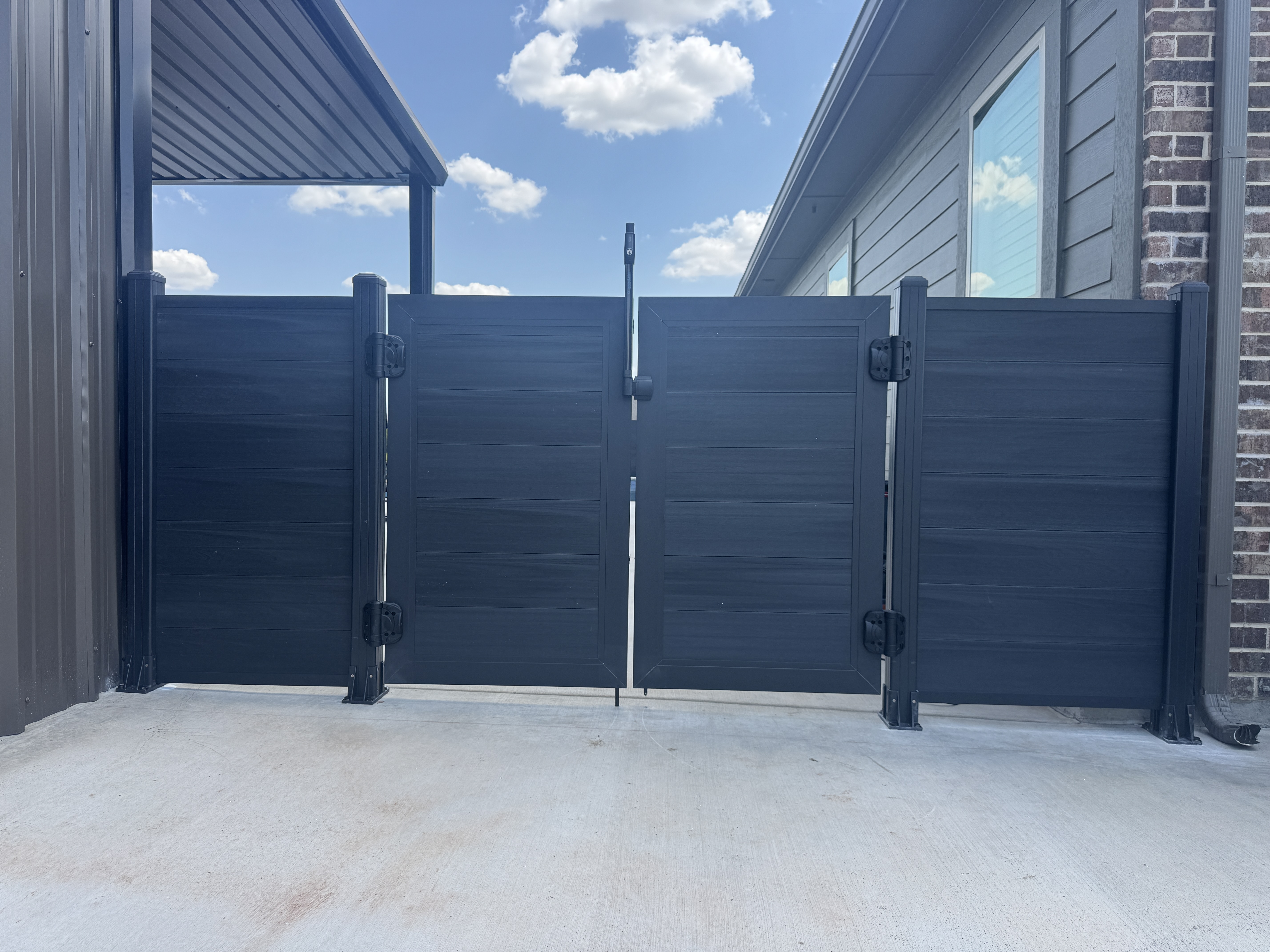 Krum - 4' black composite horizontal fence with pool code gate