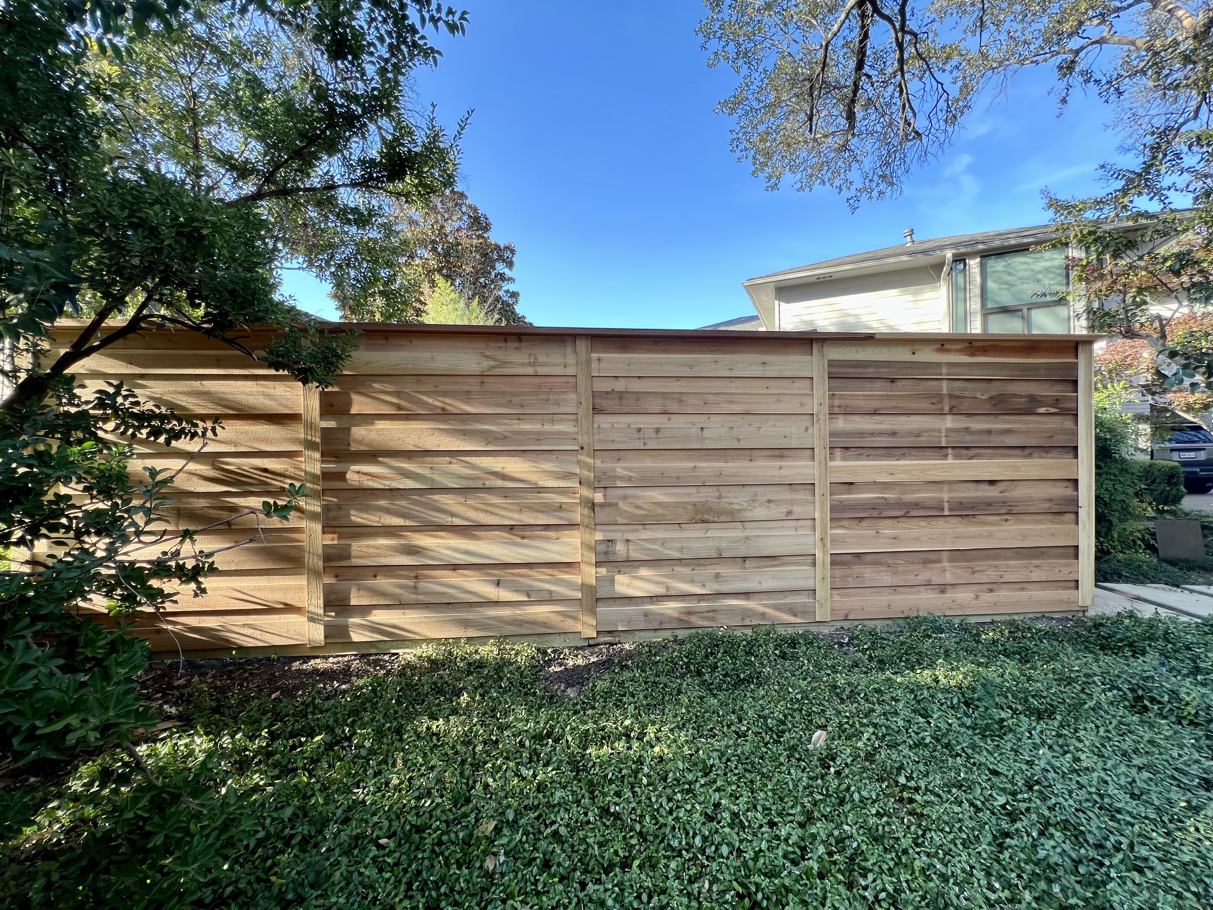 Dallas - 7' Horizontal Board on Board Privacy Fence with Top Cap and Top Trim