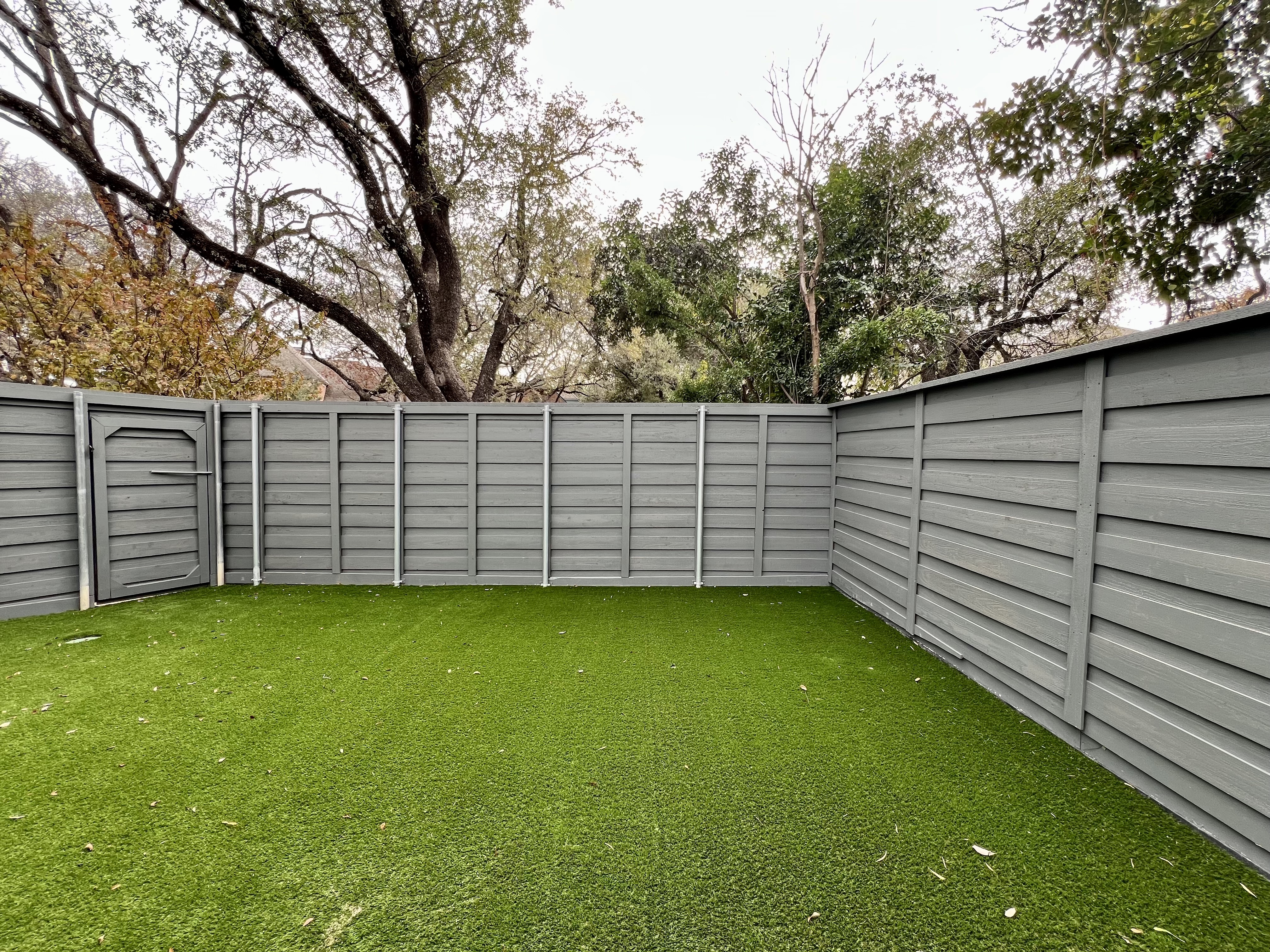 7' Horizontal Board-on-Board Cedar - Solid Stain - North Dallas, Dallas, TX