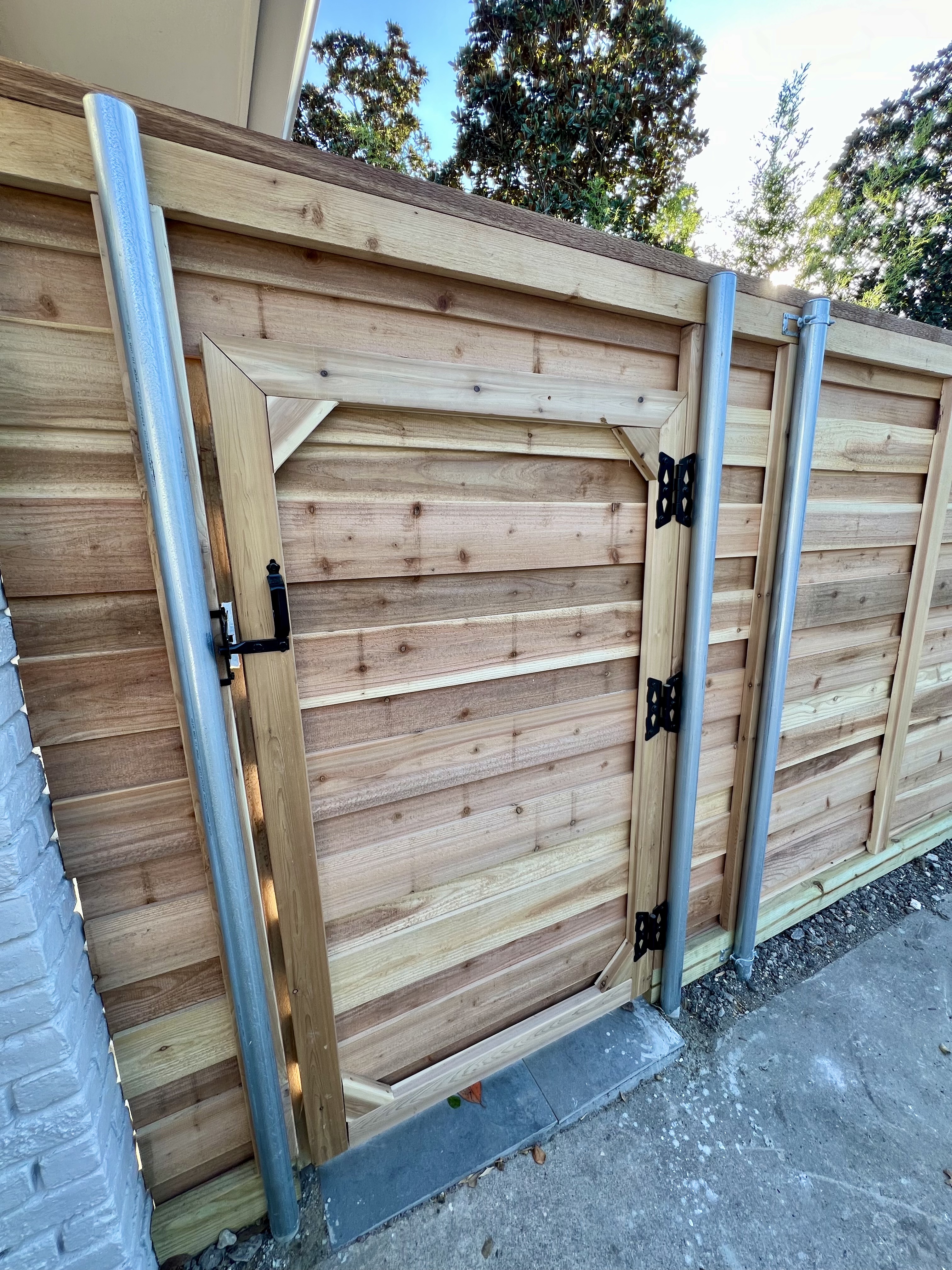 Dallas - 7' Cedar Horizontal Board on Board Gate