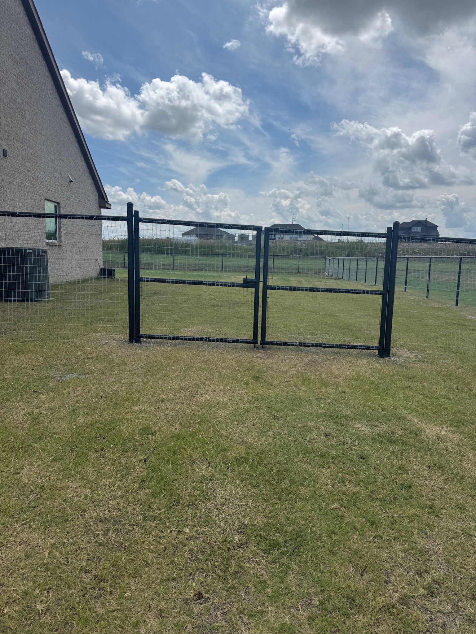 Rhome - 5' high pipe rail  -10' wide double gate