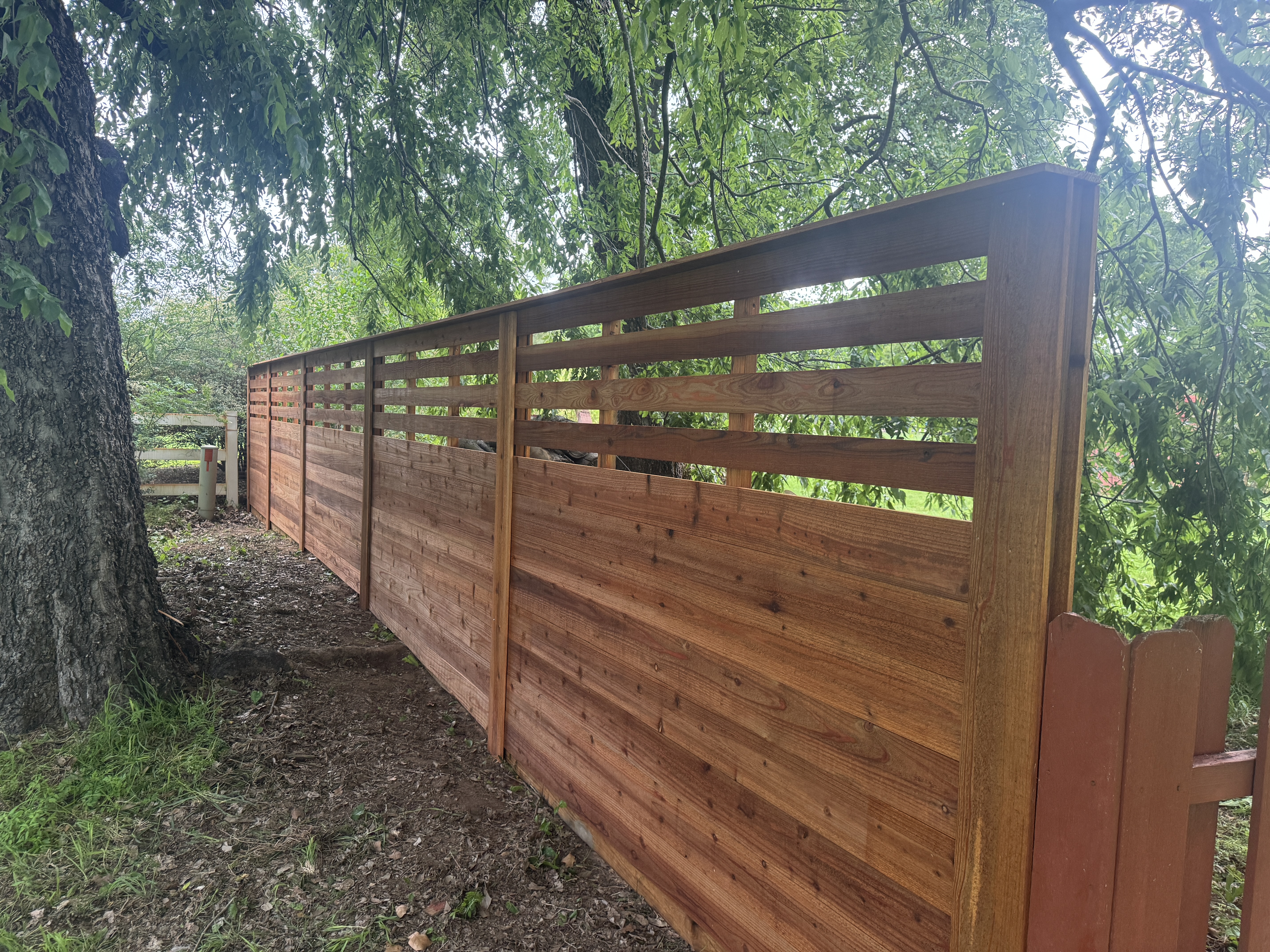 Double Oak - custom 6' cedar horizontal fence with PostMaster+ posts