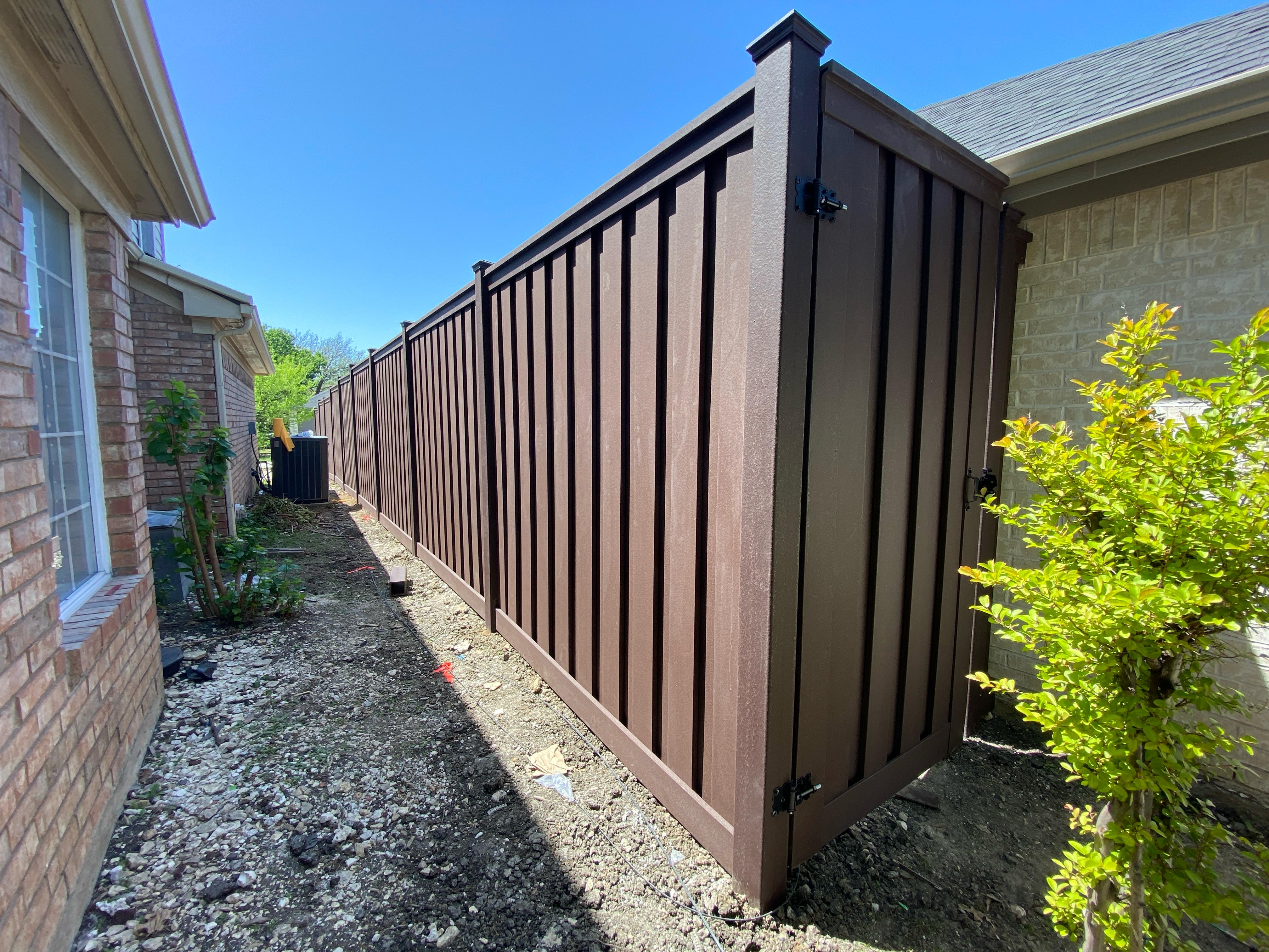 8 foot high trex fence front wing and side fence