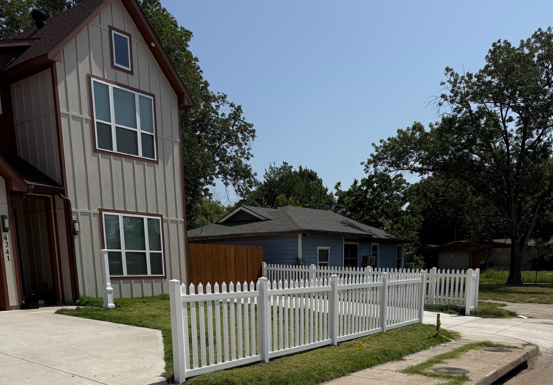 Vinyl fencing SSF FW