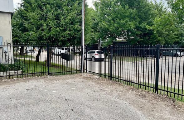 Benefits of Commercial Fencing