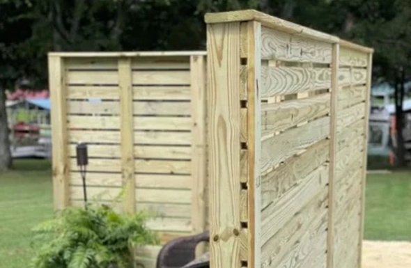  Professional Fence Staining