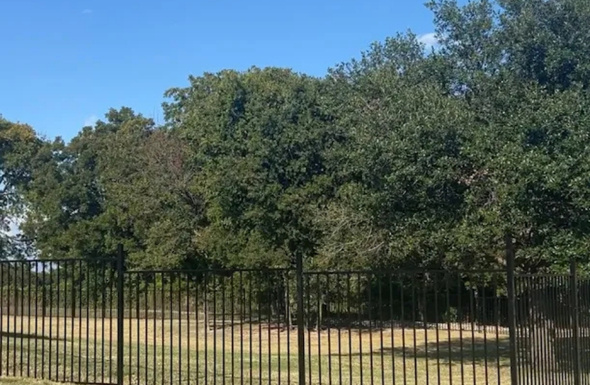 Residential and Commercial Steel Fencing