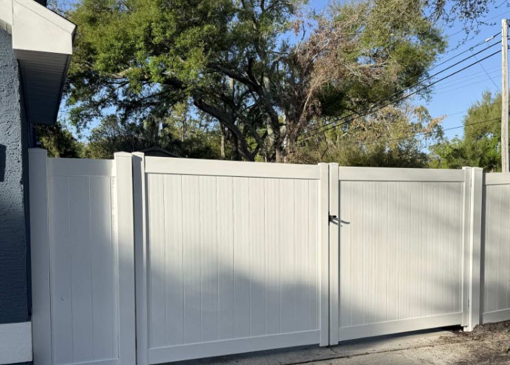 Vinyl Fencing