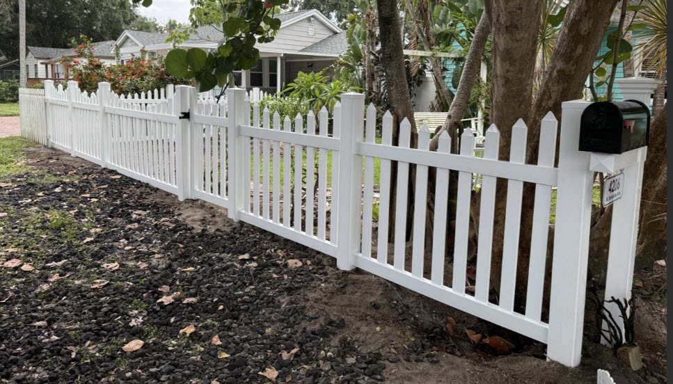 Vinyl Fencing